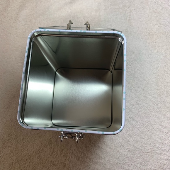 Set of 2 Pioneer Woman Locktop Tins Summer Party - Picture 3 of 4